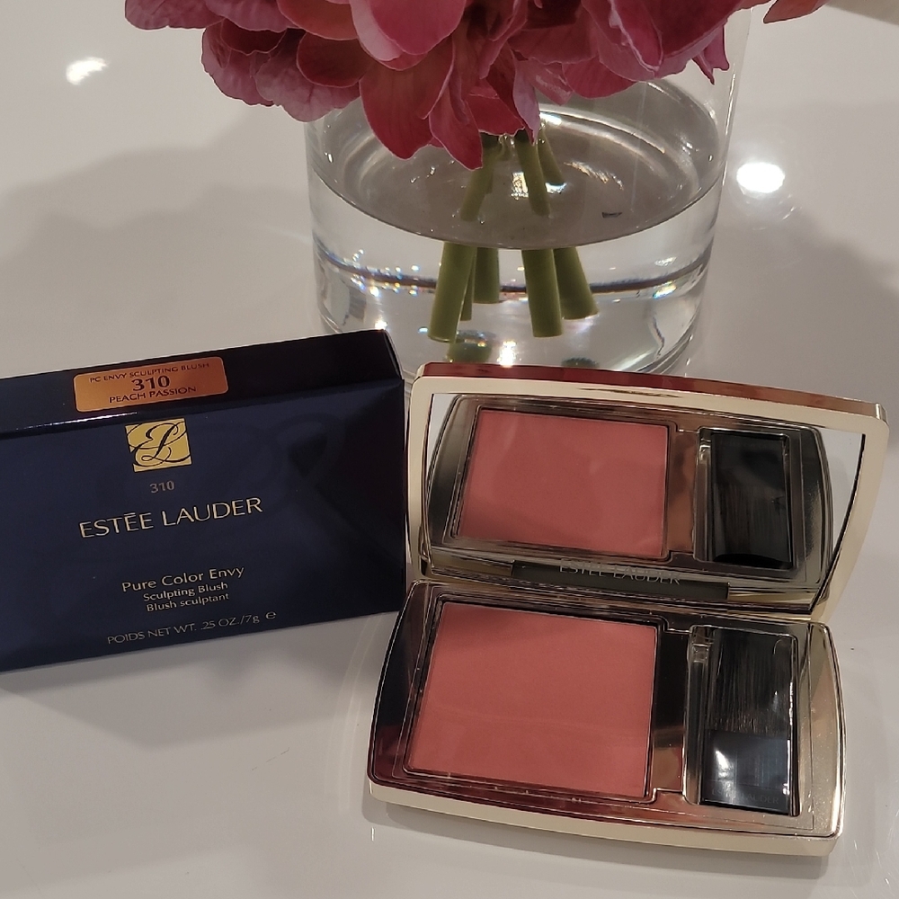 🆕️Estee Lauder Pure Blush 310 Peach Passion